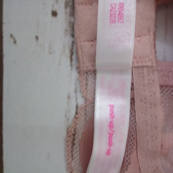 Victoria Secret PINK Rose Lace Lightly Padded Bra - Picture 5 of 5